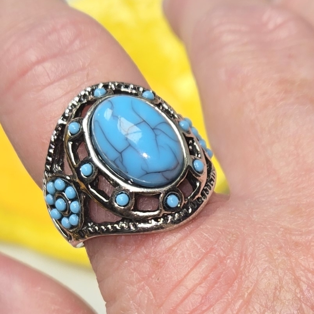 Turquoise Stone Statement Ring - image 3
